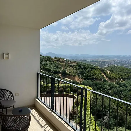 With View In Tirana Apartmán Shkoze (Tirana)